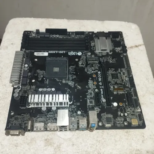 Placa mãe b450+espelho/funcionando perfeitamente