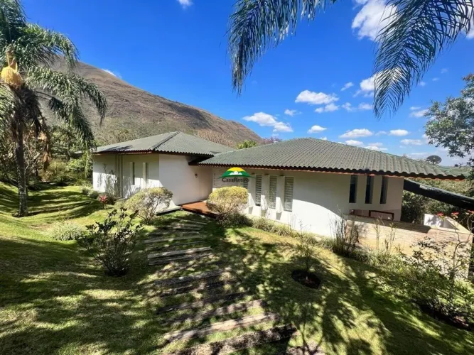 Casa para venda no Condomínio Retiro do Chalé