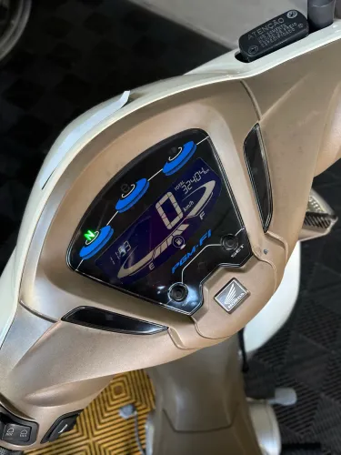 Honda Biz 125 EX Flex 2021 - Branco pérola - Unica dona