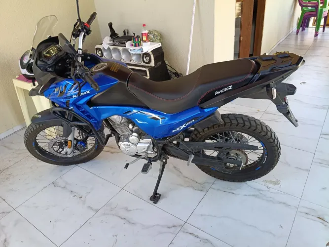 Moto 160cc Avelloz AZX 160 EXTREME