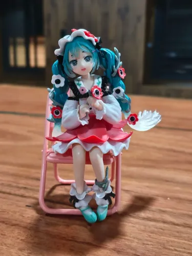 Hatsune Miku similar a Flower Fairy