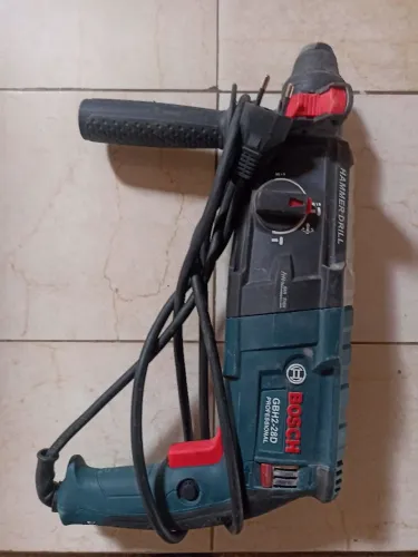 Martelete Hammer Drill Bosch 850w GBH 2-28 D Professional
