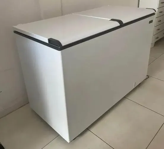 Freezer esmaltec