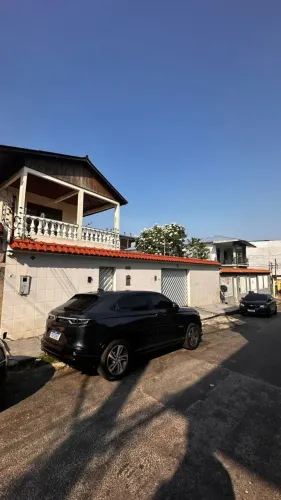 Linda Casa de duplex a Venda em Petrópolis - 4 quartos - amplo terreno - Reformada