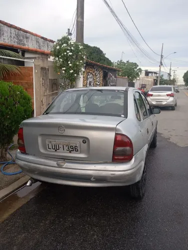Chevrolet Corsa SED Class.spirit 1.0/1.0 Flexpower (álcool) 2005