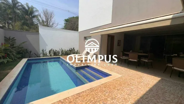 Sobrado no condominio Gávea Hill II no Bairro Morada da Colina em Uberlândia
