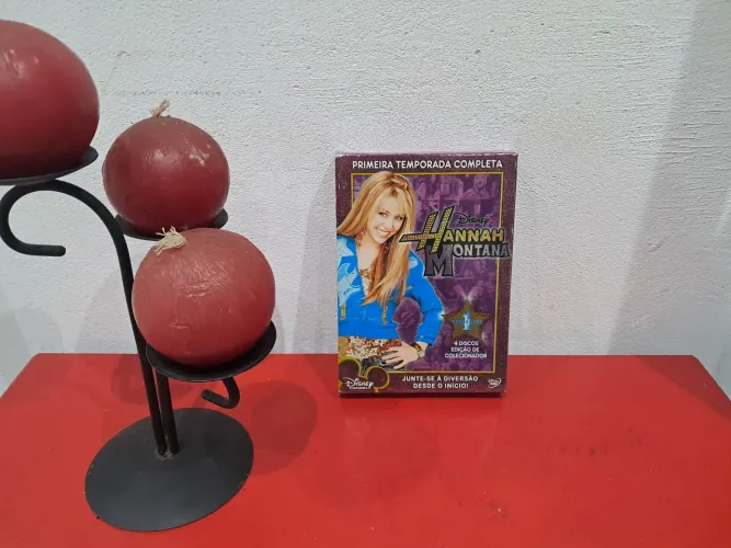 DVD - HANNAH MONTANA - PRIMEIRA TEMPORADA - SOLICITE LISTA DO ACERVO