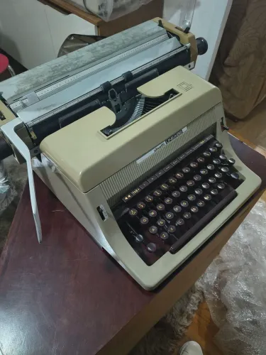 Máquina de escrever 