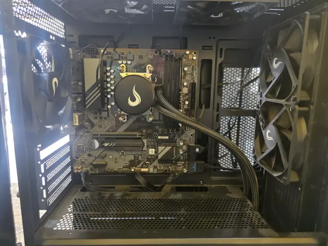 Kit AMD RYZEN 5 7600X PLACA MAE B 650 WATER COOLER MEMÓRIA DDR5 16GB