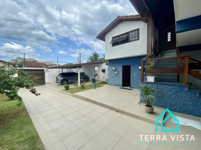 Casa com 4 suítes à venda no bairro Estufa 1 - Ubatuba SP