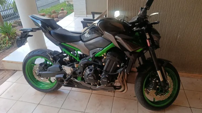 Kawasaki Z 900 2023