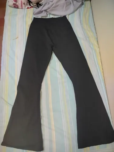 Vendo calça legging flare