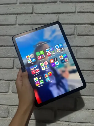 iPad Air 5 - 256 GB (Cinza Espacial) Raridade
