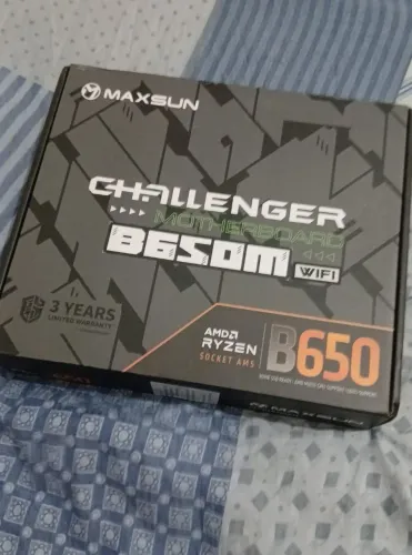 Placa mãe DDR5 com Wi-Fi 