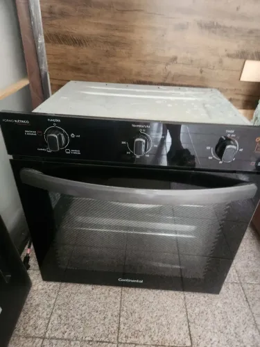 Forno 80L 220v embutir continental