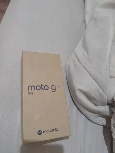 Moto g 35 256 gigas, 12 gigas de ram boost funcionando perfeitamente, sem trincados