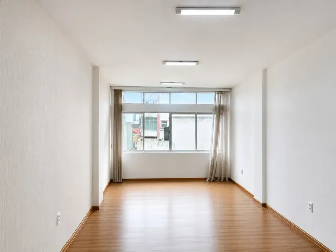 Sala à venda, 36 m² por R$ 175.000 - Centro - Florianópolis/SC
