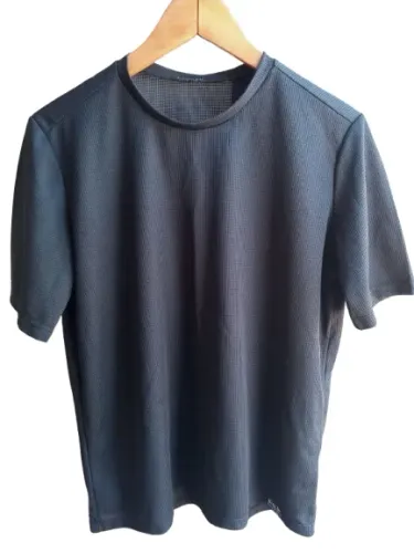 Camisas UV 50+ Unissex Preta Tam M - Proteção Solar Praia Trabalho Academia