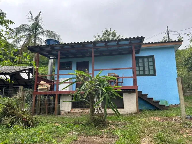 Imóvel para aluguel possui 70 metros quadrados com 1 quarto em Ribeirão da Ilha - Florianó