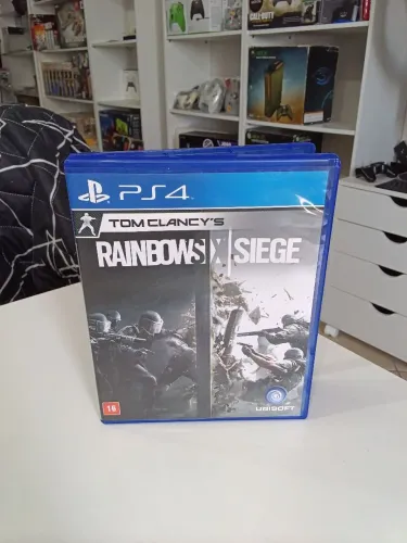 Vendo Tom Clancy's Rainbow Six Siege Ps4 Semi novo 