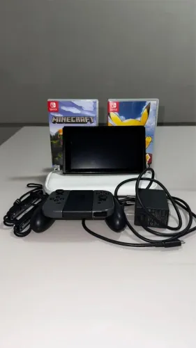 Nintendo Switch Console