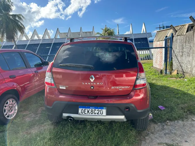 Renault Sandero Stepway Hi-power 1.6 8V 5P 2013