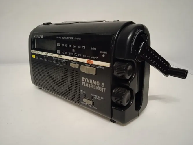 Rádio antigo aiwa raro am FM recarregável