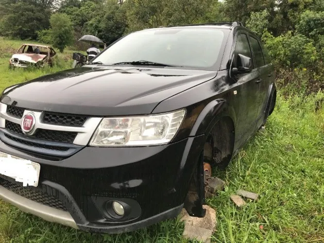 Sucata Fiat Freemont Para Peças 