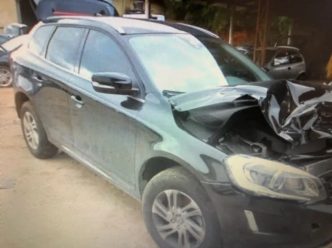 sucata volvo xc 90 2.0 2015 para peças 