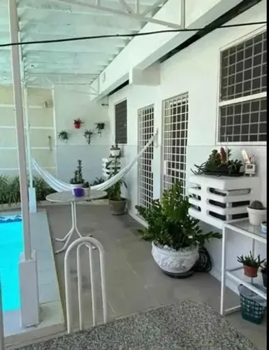 Casa bem localizada 