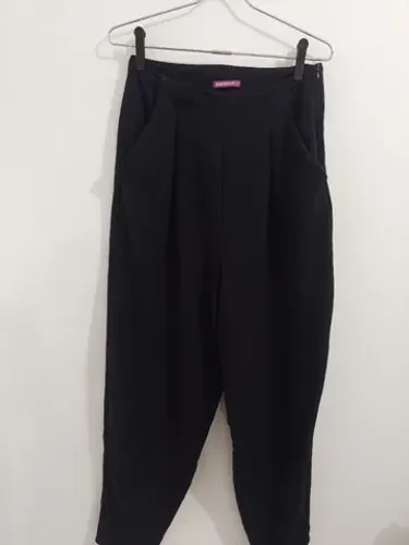 Calça feminina estilosa da babadotop