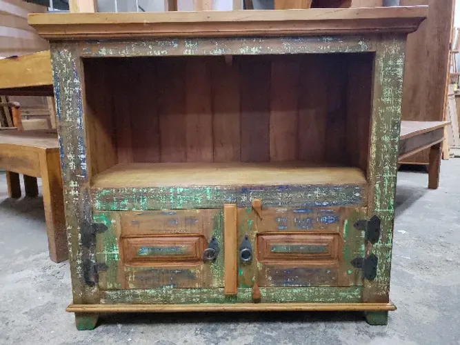 Armarinho De Demolição Com Patina Verde