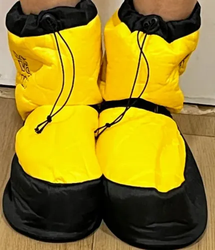 Bota de aquecimento para bailarinas marca Devant. Semi-nova 
