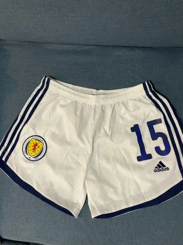 Short Adidas Original - Tamanho P ou M
