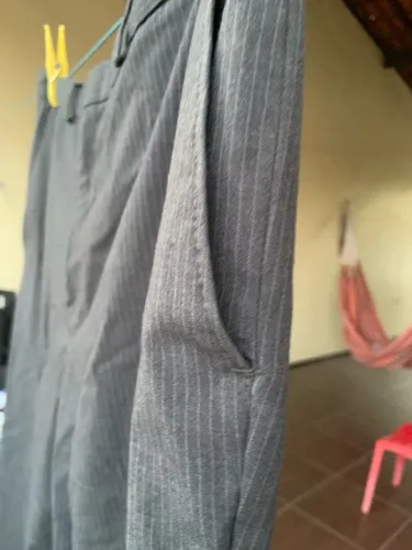 Calça Social Cinza Listrada -Tamanho 48!!