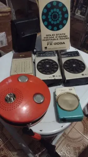 Coleção de rádios antigos