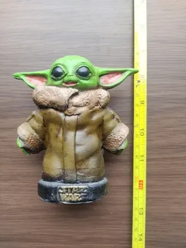 Figure Yoda