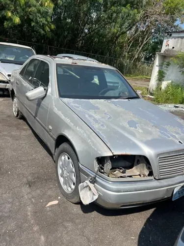 Peças c220  1995 sucata