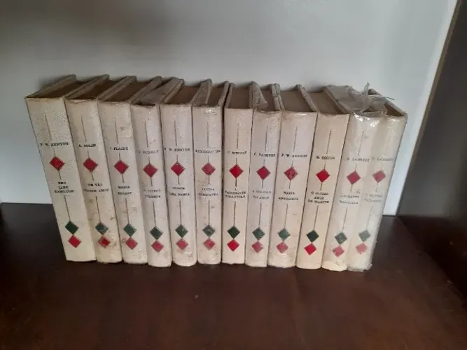coleção as grandes mulheres da história - 12 volumes - bom estado
