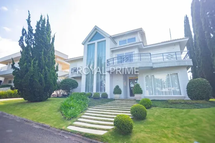 Casa Mobiliada no Condomínio Palladio com Quintal, Sótão e 5 quartos à venda, 640 m² - San