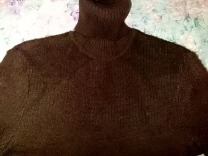 2 BLUSAS DE FRIO TAM.P FEMININA.