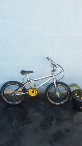 Bicicleta BMX Freestyle