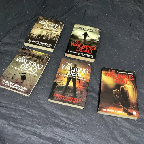 Vendo livros The Walking dead