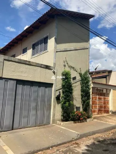 Casa à venda no bairro Jardim Espírito Santo