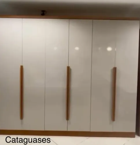 Guarda-Roupas de 6 Portas cataguases