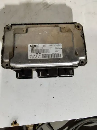 Módulo injeção pegeout 206  ME7.4.470<br><br>96 638 343