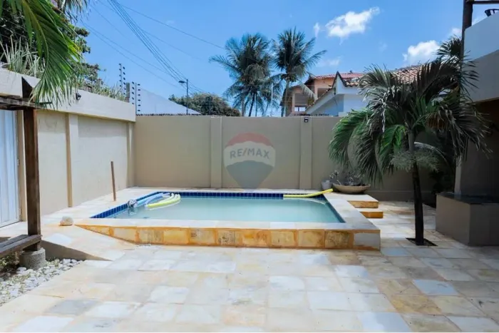 Casa Gigante no Icaraí  7 Suítes, Super Bem Localizada!