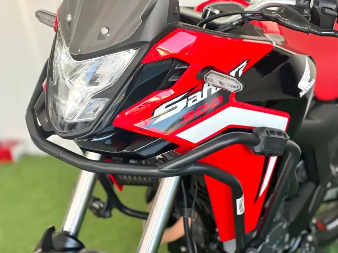 NOVA SAAHRA 2025x 15 mil km . extra quitanda