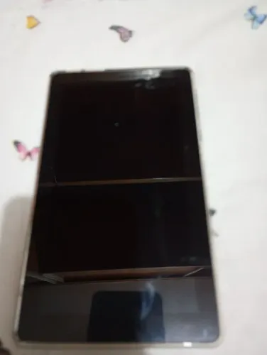 Tablet Positivo tela quebrada