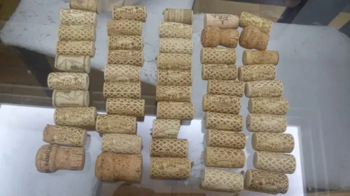 Rolhas Lote De 57 Rolhas Usadas Vinho/espumante
